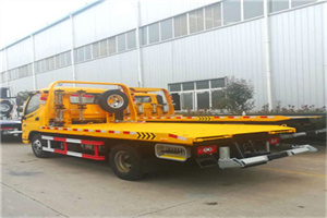 康平附近拖车救援搭电